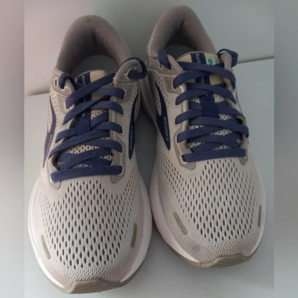 Brooks Adrenaline GTS 22 Running Shoes in Alloy Grey Purple Teal Sz 7 Women - Picture 5 of 9